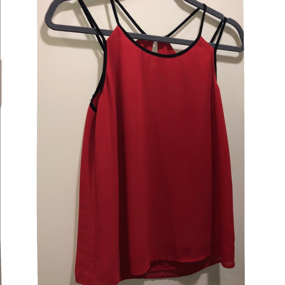 nice summer tank top size medium